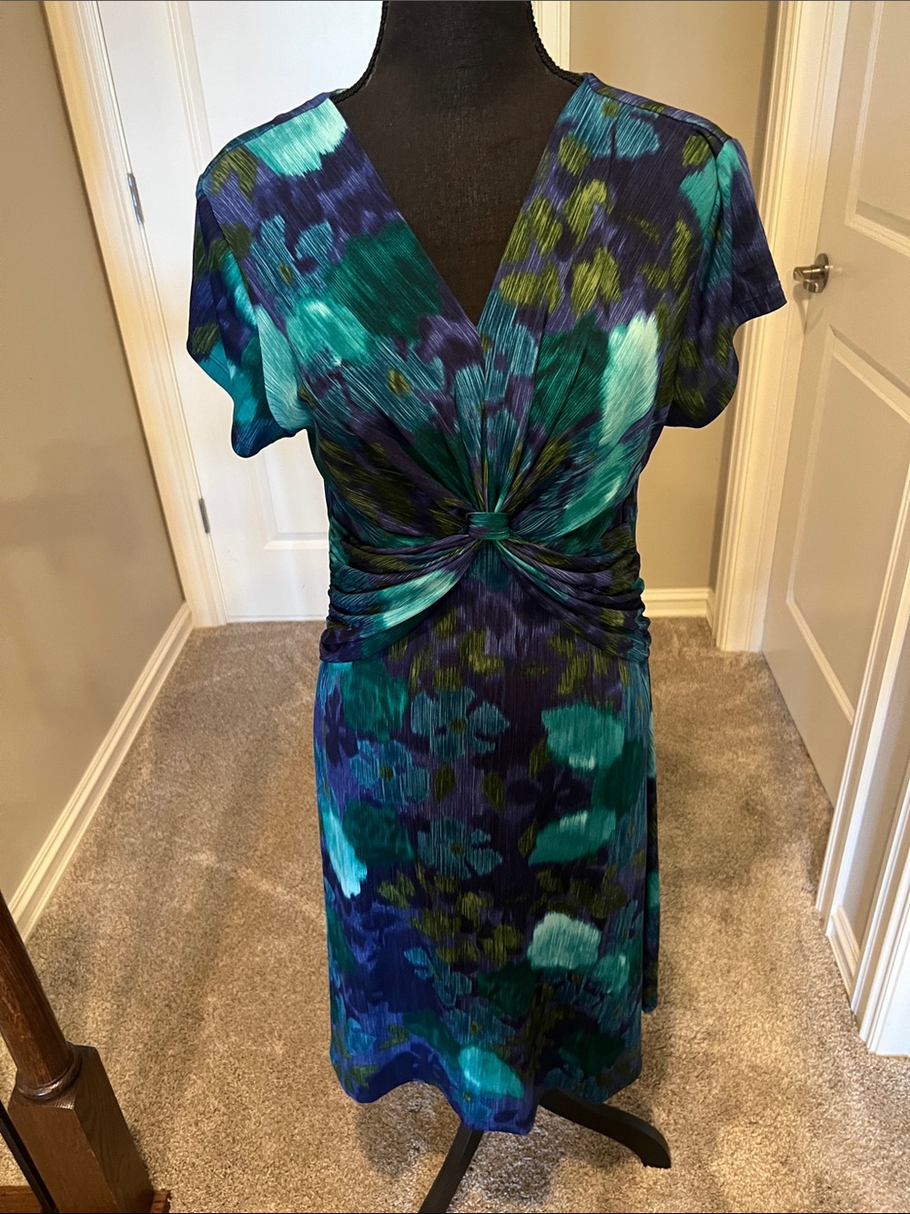 connected apparel Blue-Green Twist Front Midi Dress